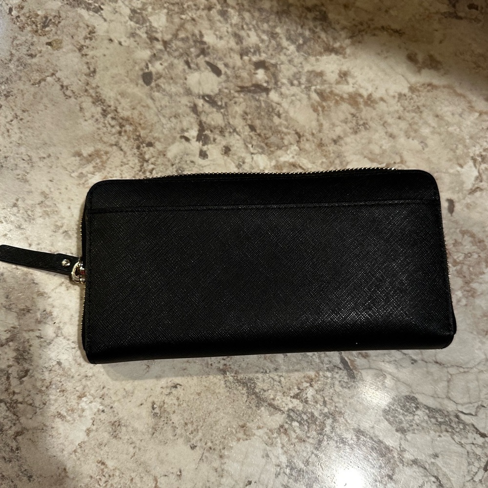 Kate Spade Saffiano Leather Continental Full Zip Wallet black with gold hardware - Picture 5 of 5